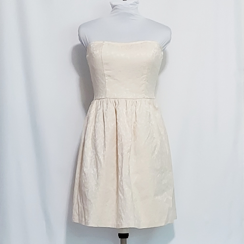 Beautiful Rachael & Chloe Dress